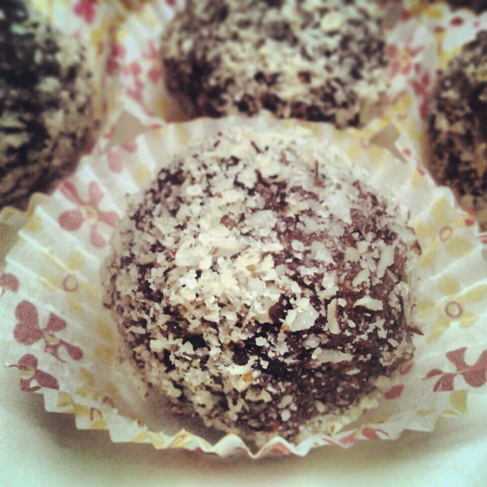 Energy balls dattes, amandes et cacao
